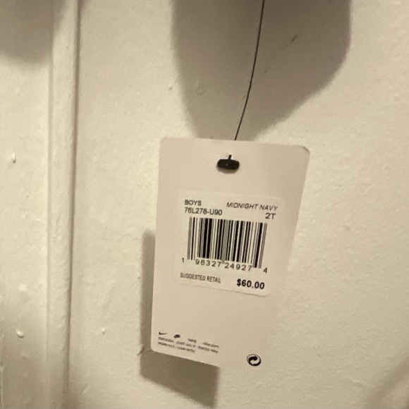 NWT NIKES BOYS LIGHTWEIGHT JACKET/ RAUNCOAT 2T - Picture 2 of 3